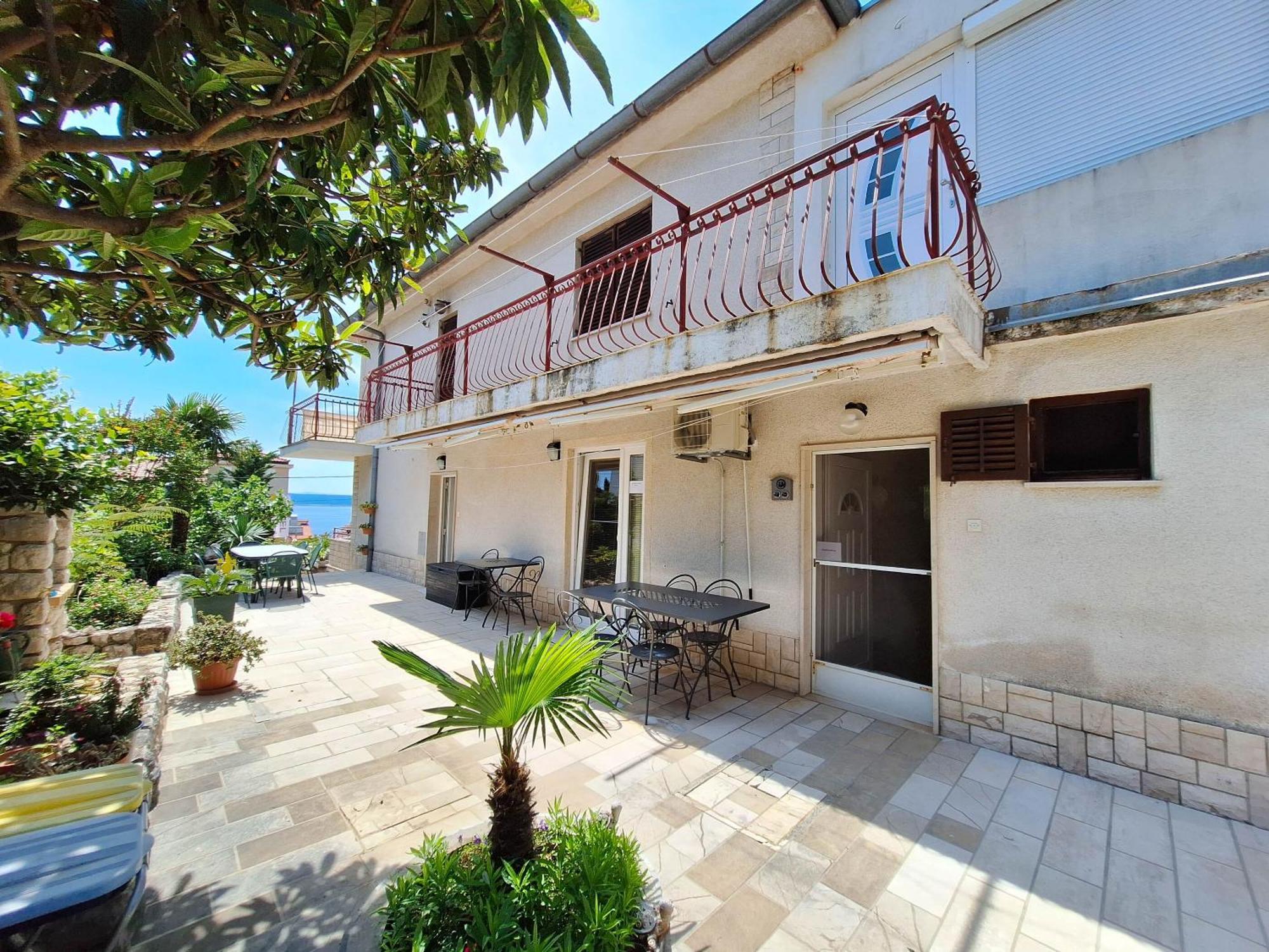 Apartments Tortuga Dramalj Exterior photo